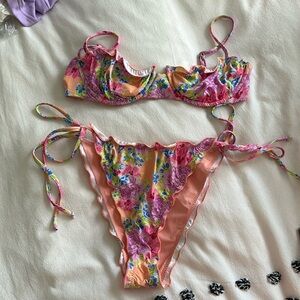 Dippin Daisys bikini set